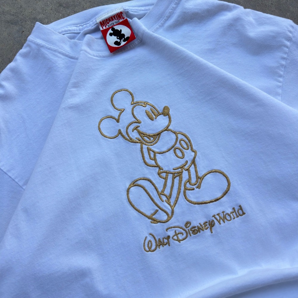 Vintage 90s Mickey Inc Disney World Embroidered Mickey T-Shirt White Large k4